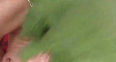 sex khẩu dâm viet nam Stepmom hút vòi nước sex gái hàn của chàng trai trẻ.
